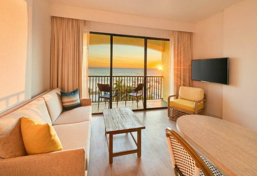 디럭스 스위트 킹 침대, Sirata Beach Resort