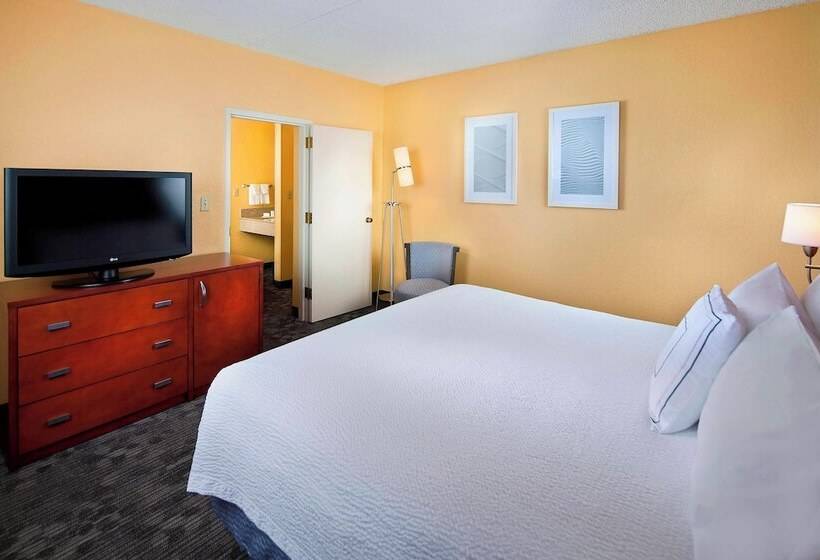 Люкс, Courtyard Miami Airport West Doral