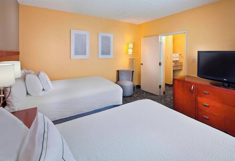Люкс, Courtyard Miami Airport West Doral