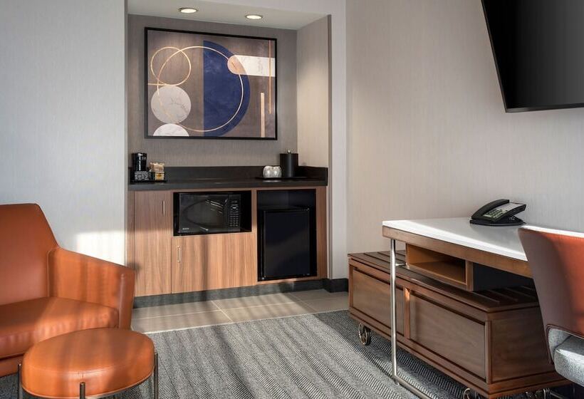 Люкс, Courtyard By Marriott Rye