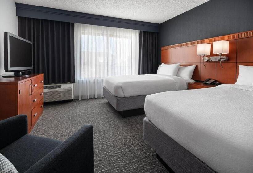 Люкс, Courtyard Sacramento Rancho Cordova