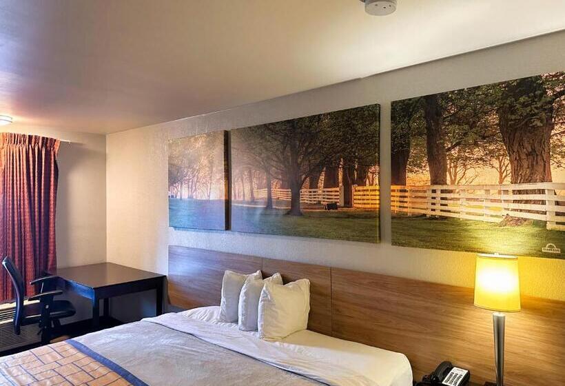 스탠다드 룸 킹사이즈 침대, Days Inn By Wyndham Westend Alexandria,va Washington Dc Area