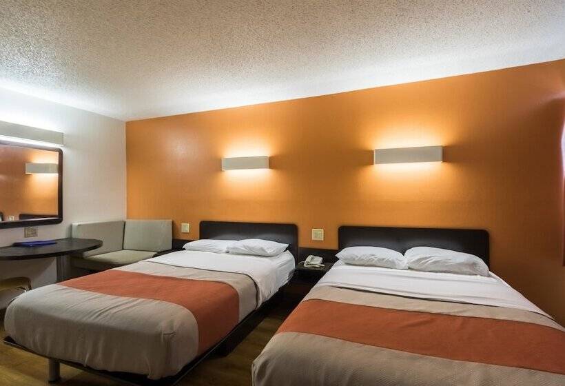 Номер Стандарт 2 Двуспальные Кровати, Motel 6crawfordsville, In