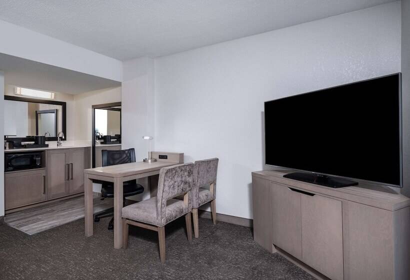 Люкс Адаптированный для Инвалидов, Embassy Suites By Hilton Baltimore Hunt Valley