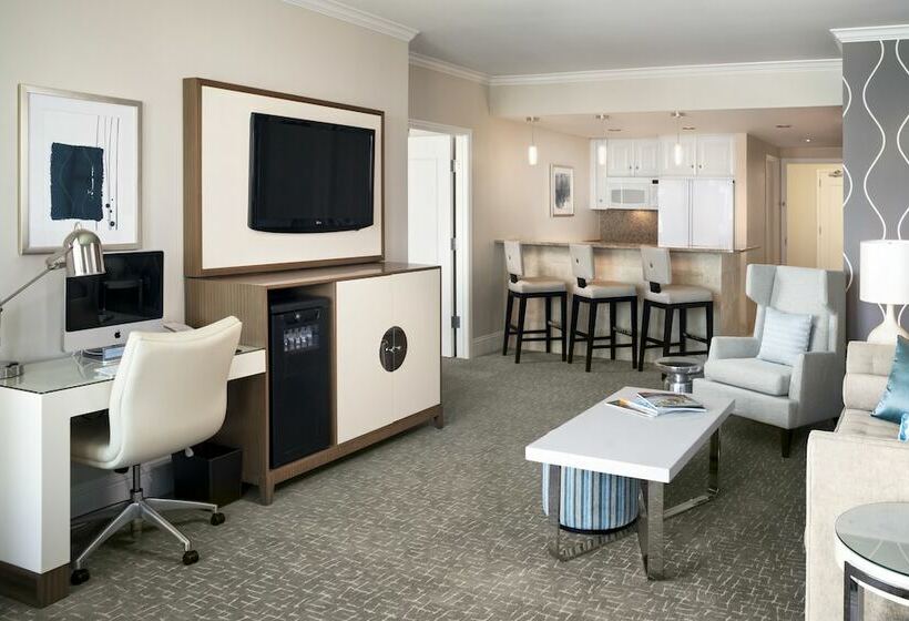 海景套房, Fontainebleau Miami Beach
