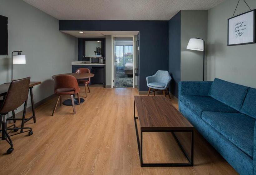 סוויטה דלוקס, Four Points By Sheraton Suites Tampa Airport Westshore