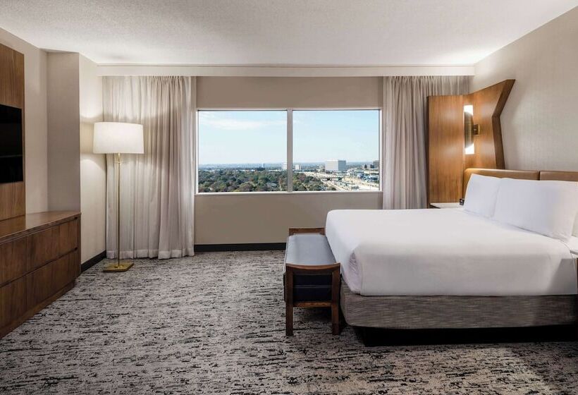 Studio Standard Łóżko Małżeńskie, Hilton Dallas Lincoln Centre