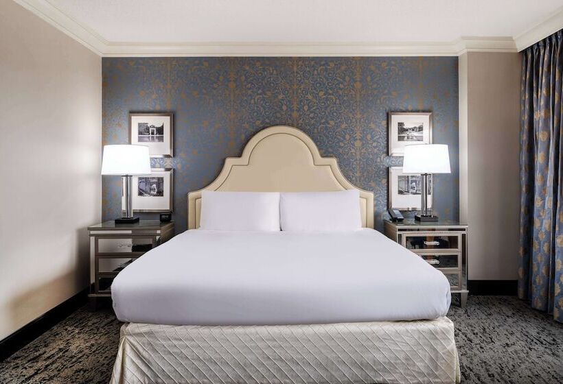 Номер Deluxe, Hilton Dallas Lincoln Centre