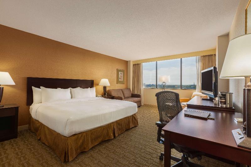 Standardzimmer Stadtblick, Hilton Fort Wayne At The Grand Wayne Convention Center