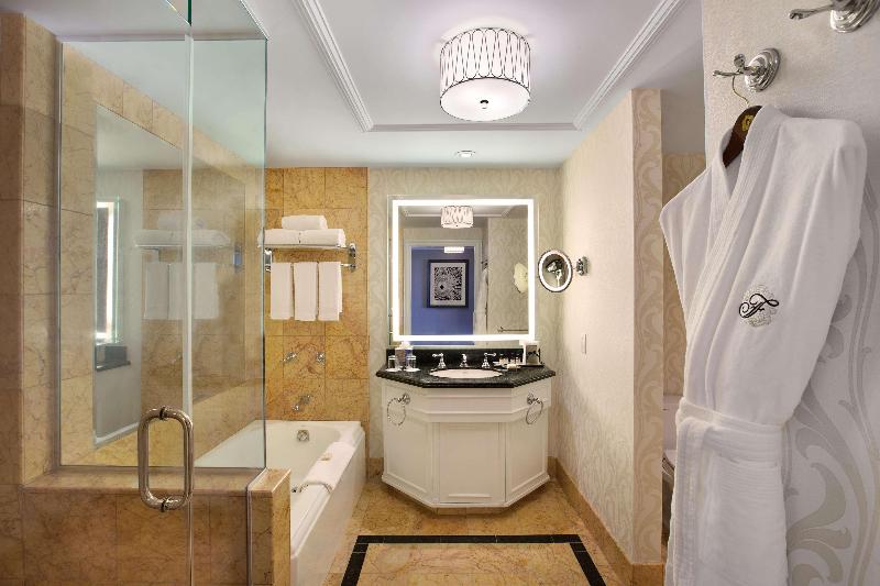 סוויטה, Fairmont San Francisco