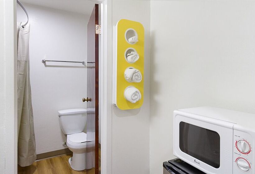 Номер Deluxe, Motel 6 Sidney, Oh