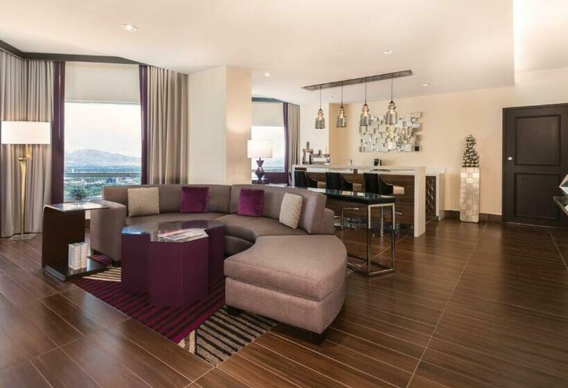 带大床的套房, Harrah's Hotel and Casino Las Vegas