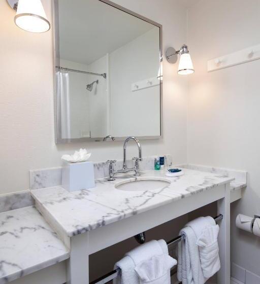 디럭스 룸, Four Points By Sheraton San Diego