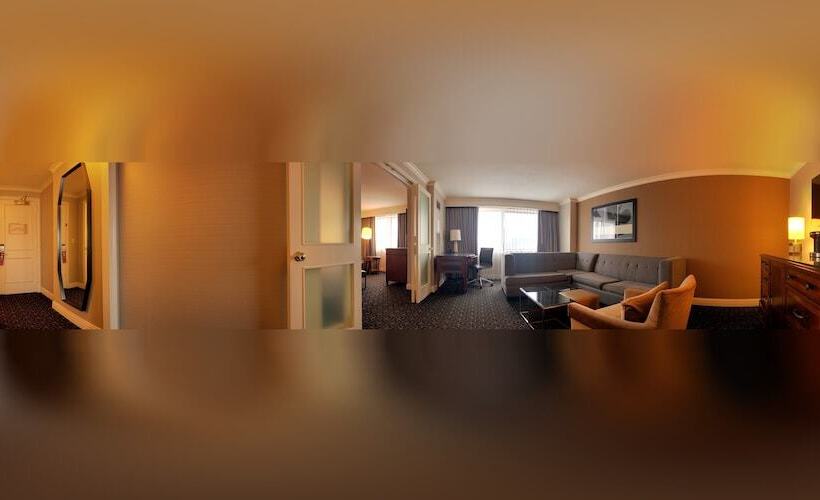 Номер Executive, Hilton Short Hills