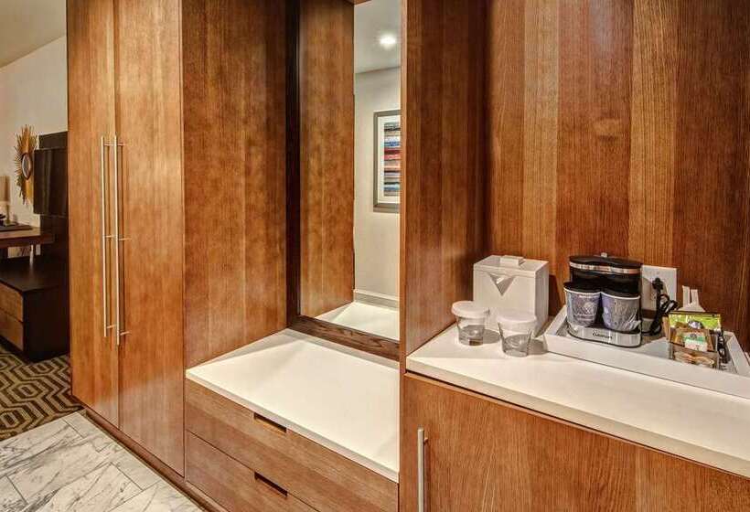 Номер Стандарт, Hilton Short Hills
