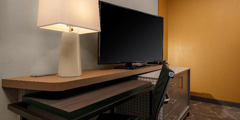 이그제큐티브 룸 킹사이즈 침대, Holiday Inn Boston   Dedham Hotel & Conference Center By Ihg