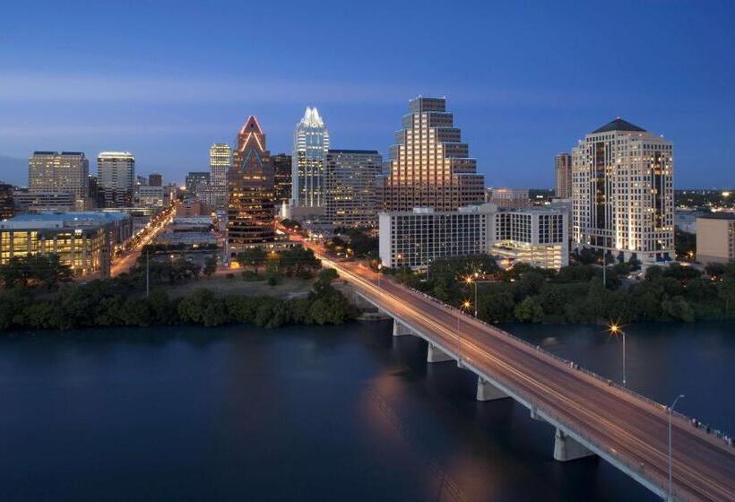 חדר סטנדרט עם מיטת קינג, Hyatt Regency Austin