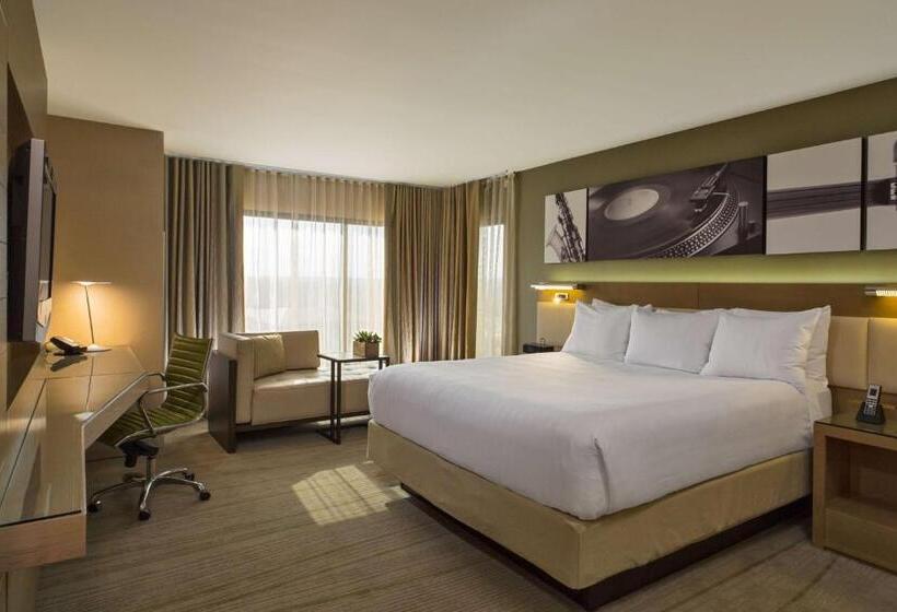 חדר סטנדרט עם מיטת קינג, Hyatt Regency Austin