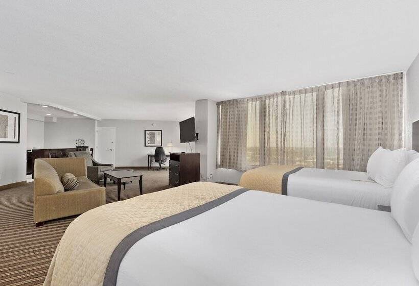 Президентский Люкс, Wyndham Garden Norfolk Downtown