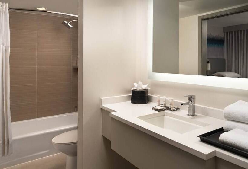 스위트, Costa Mesa Marriott