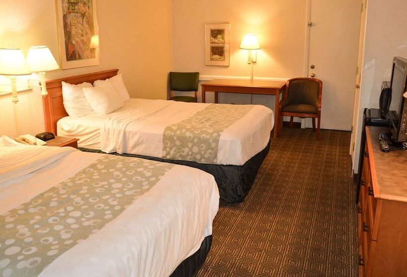 Номер Стандарт 2 Двуспальные Кровати, Magnuson Hotel Texarkana