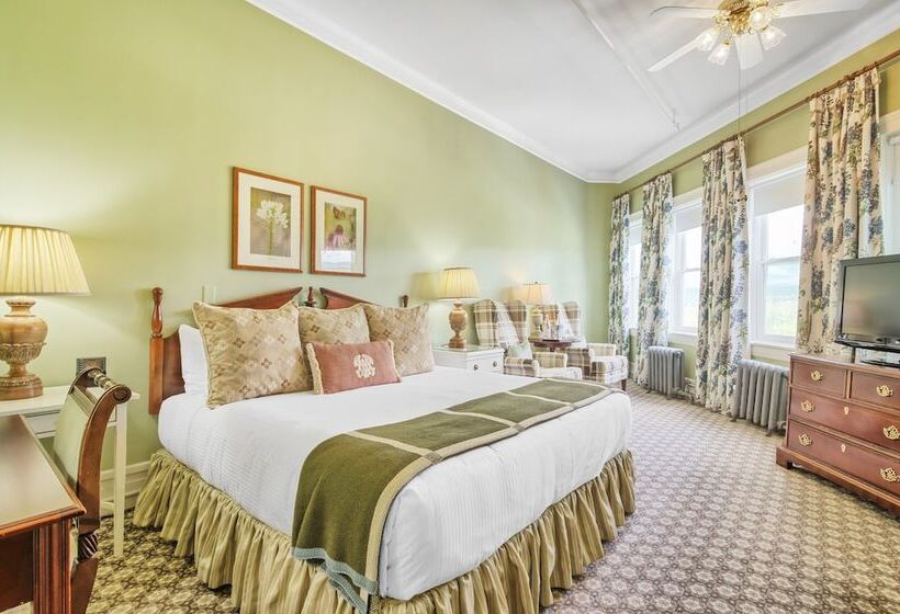 Номер Премиум, Omni Mount Washington Resort & Spa