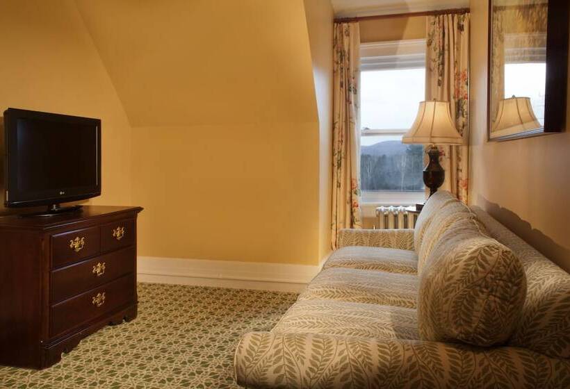 Семейный Номер, Omni Mount Washington Resort & Spa