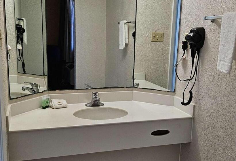 Номер Стандарт 2 Двуспальные Кровати, Quality Inn Nacogdoches Near University