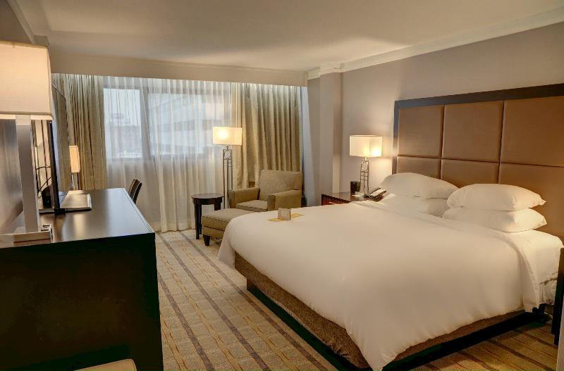 Standard Szoba, Crowne Plaza Knoxville Downtown University, An Ihg