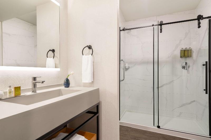 اتاق استاندارد, Doubletree By Hilton San Francisco South Airport Blvd