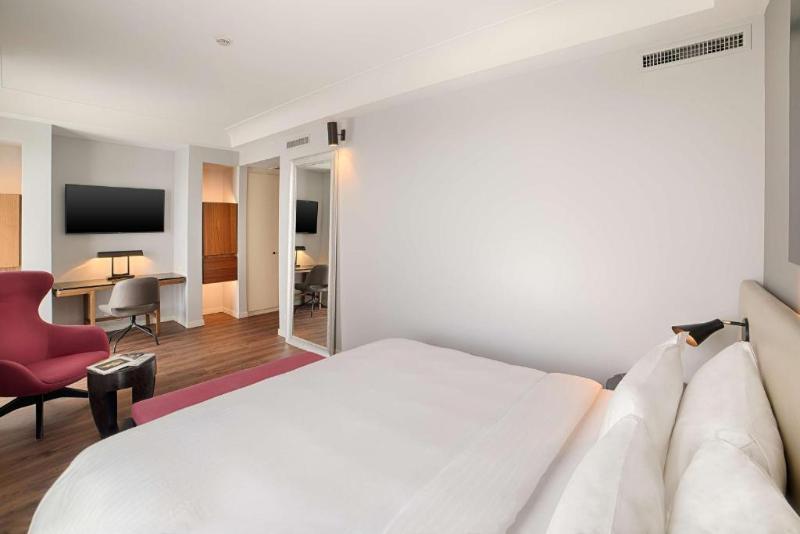 Люкс Кровать Кинг, Oceana Santa Monica, Lxr Hotels & Resorts