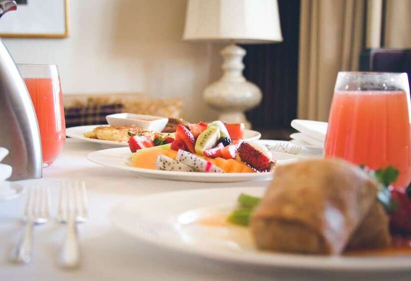 مجموعه ویستا شهر, Beverly Wilshire, A Four Seasons