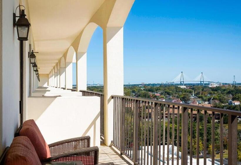 غرفة قياسية مزوَّدة بشُرفة, Charleston Marriott