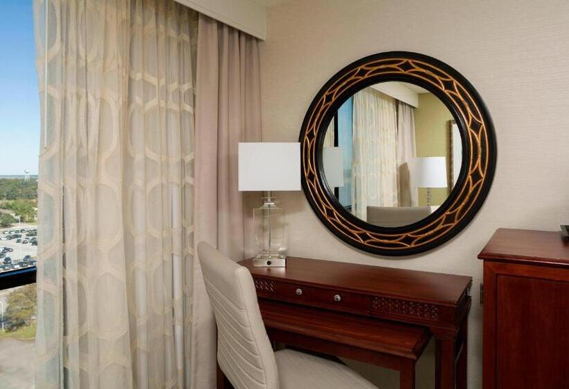 غرفة قياسية سرير كينج لذوى الإحتياجات الخاصة, Charleston Marriott