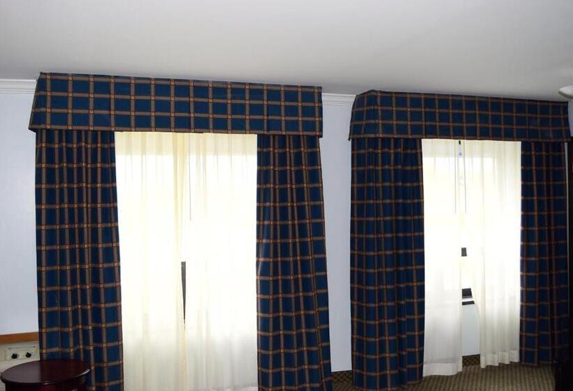 Номер Deluxe Кровать Кинг, Days Inn By Wyndham Rock Falls