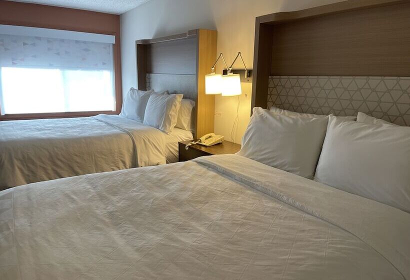 Номер Стандарт 2 Двуспальные Кровати, Holiday Inn Great Falls Convention Center, An Ihg