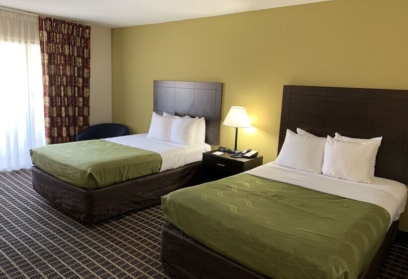 Люкс, Quality Inn & Suites Pensacola Bayview