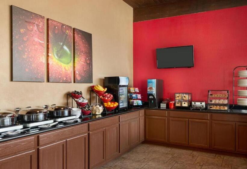 اتاق استاندارد برای معلولان, Ramada By Wyndham Spokane Airport