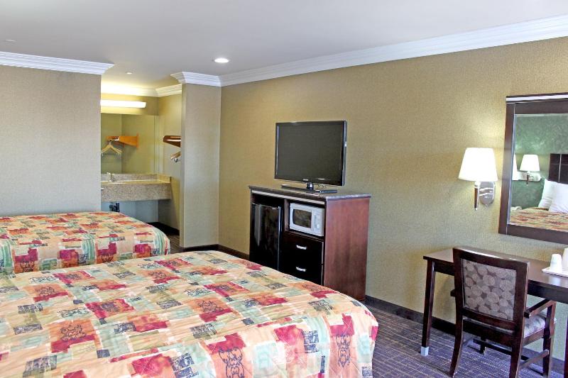חדר סופריור עם מיטת קינג, Red Roof Inn Florence  Civic Center