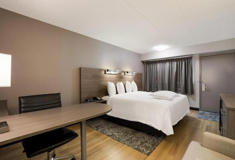 장애인을 위한 스탠다드 룸, Red Roof Inn Plus+ Chicago   Naperville