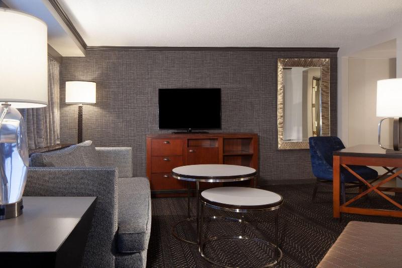 Полулюкс, Sheraton Anchorage