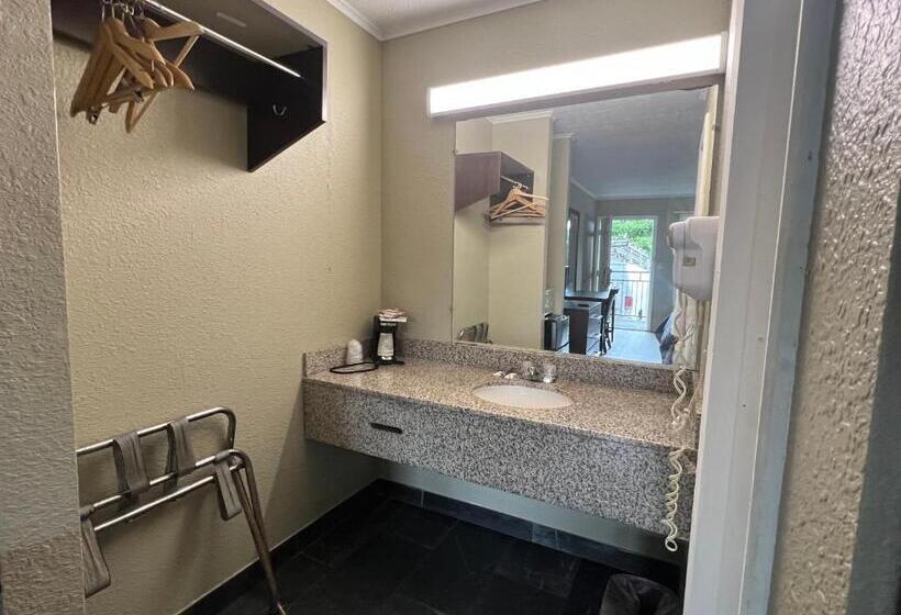 标准间, Travel Inn Kingsport