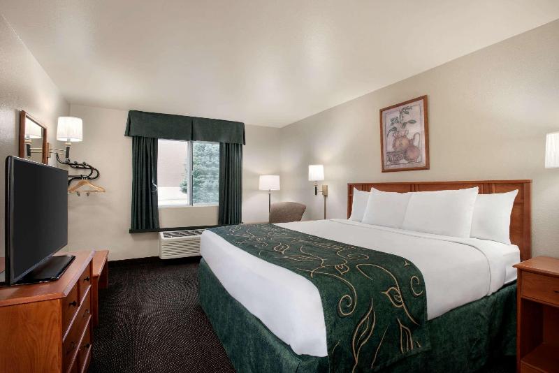 Стандартный Номер Кровать Кинг, Travelodge By Wyndham Clinton Valley West Court