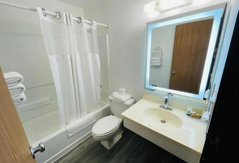 스탠다드 룸, Americas Choice Inn & Suites