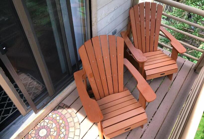 景色の見える一ベッドルームアパートメント, Breck Creekside At Wildwood Suites