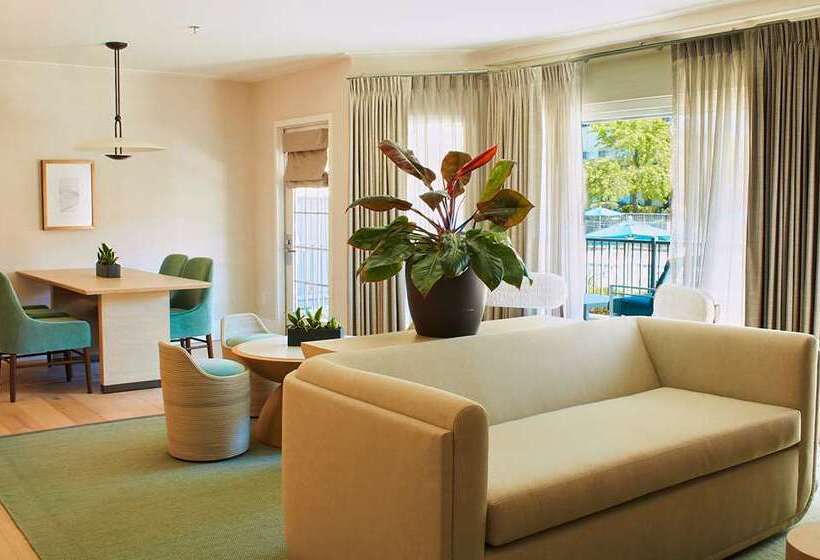 Стандартный Номер Кровать Кинг, Hilton Waco