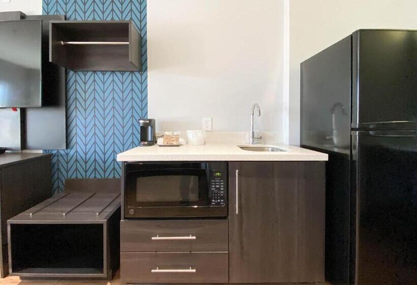 4인용 스탠다드 룸, Studio 6 Suites Stockton, Ca Waterfront