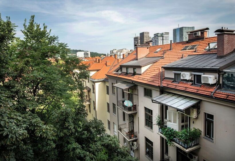 اتاق استاندارد چهار تخته, City Hotel Ljubljana