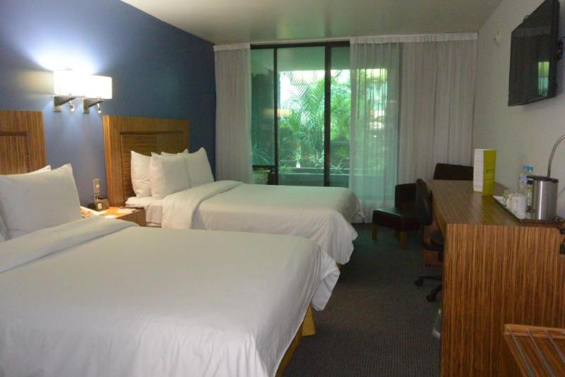 スタンダードルーム, Radisson Hotel & Convention Center Toluca