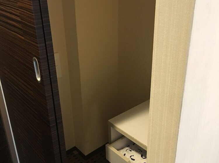 Номер Стандарт, Cypress Hotel Nagoya Eki Mae